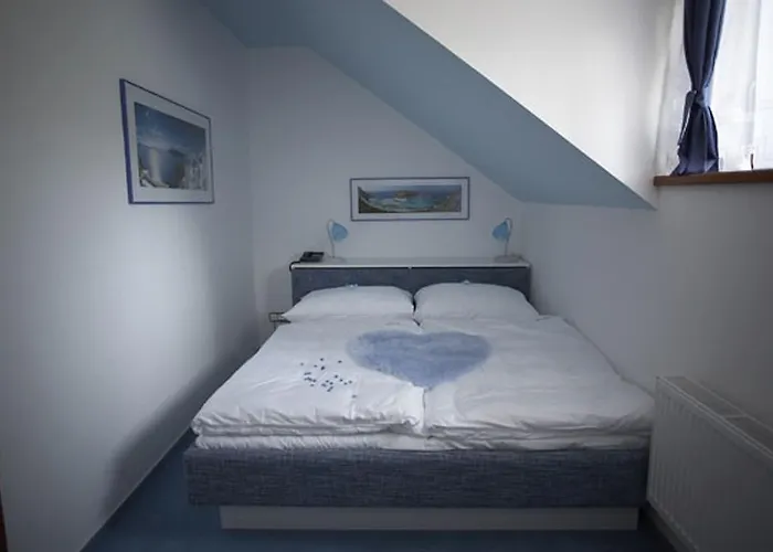 Konopiste 4*